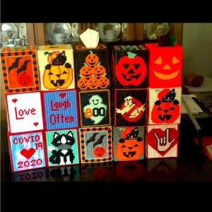 Custom plastic canvas Kleenex covers!